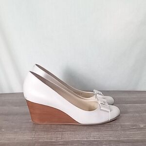 Cole Haan White Adair Leather Bow Wedges Size 9B